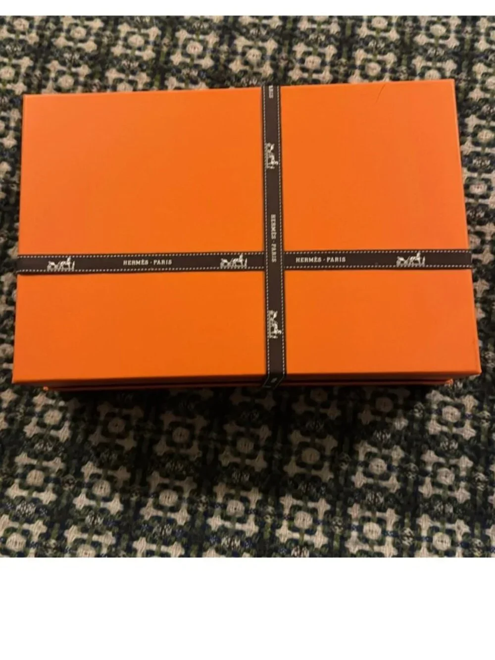 Hermes empty shoe box 14x8.5x5